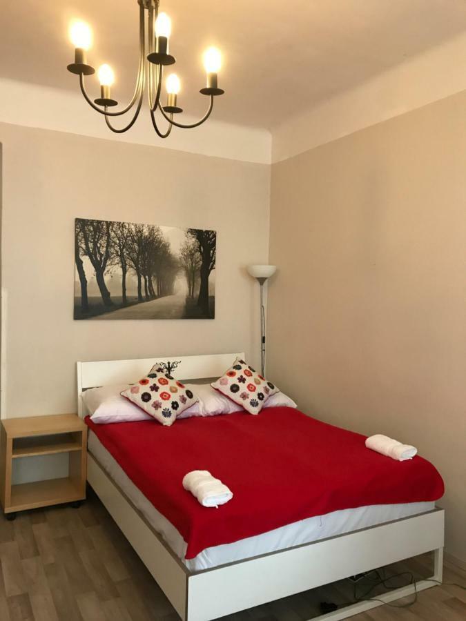 Blahnikova Aparthotel Praga Exterior foto